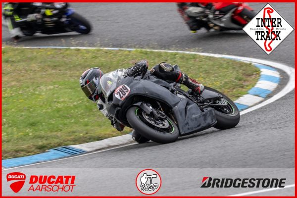 18+19+20/07/2025 Inter-Track at Circuit Carole group 4 Red #309