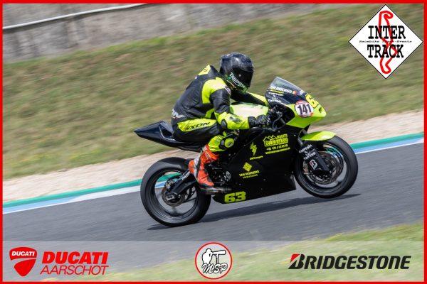 18+19+20/07/2025 Inter-Track at Circuit Carole group 4 Red #566